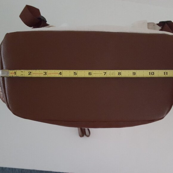 Soft-Sided Cooler Backpack Bag - Picture 5 of 14